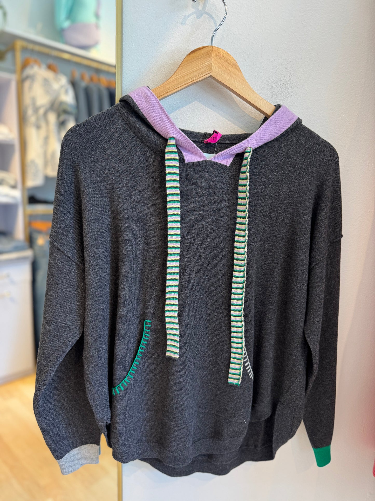 Joey pocket hoodie