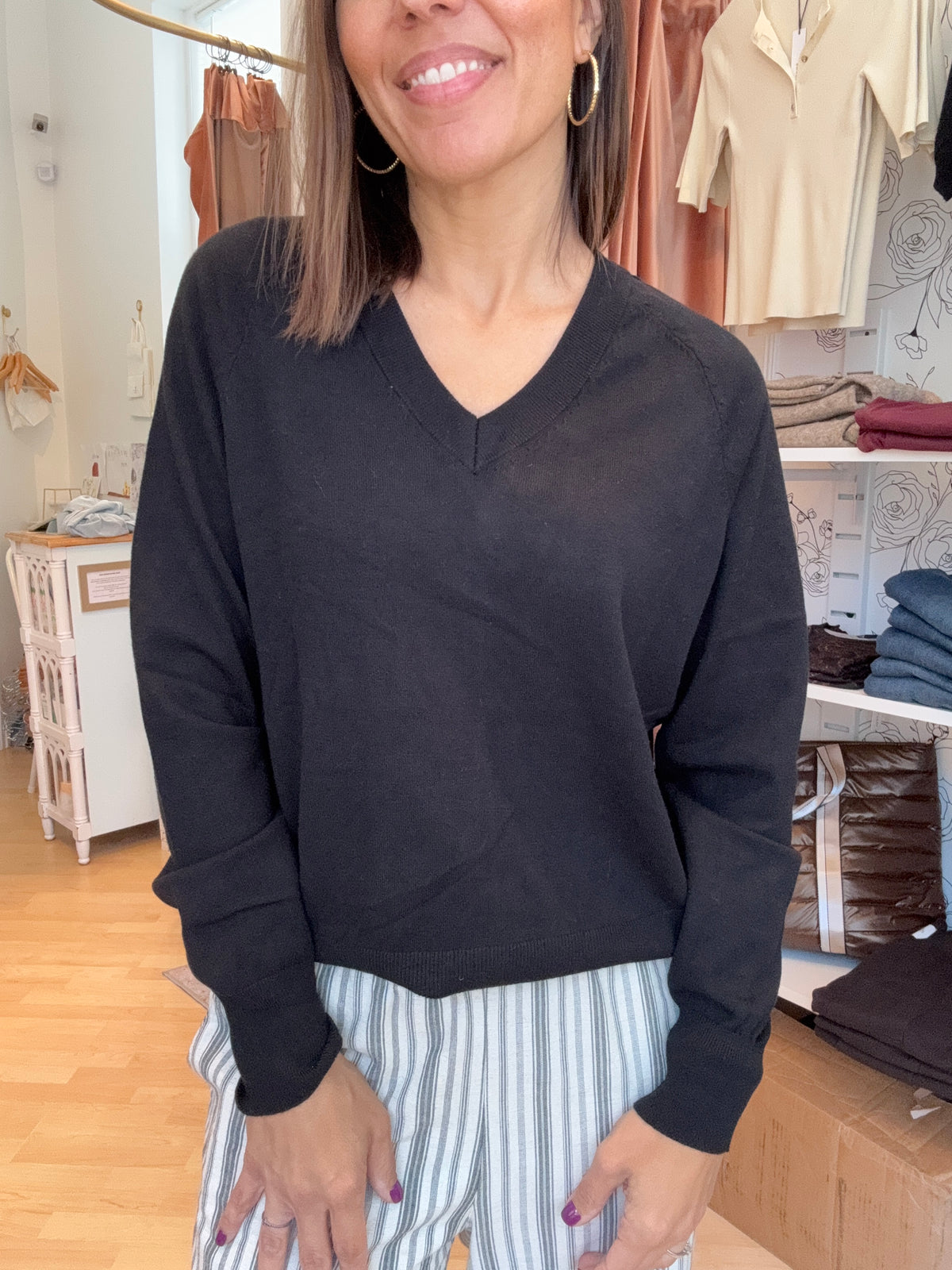 Otis Essential V-Neck Sweater