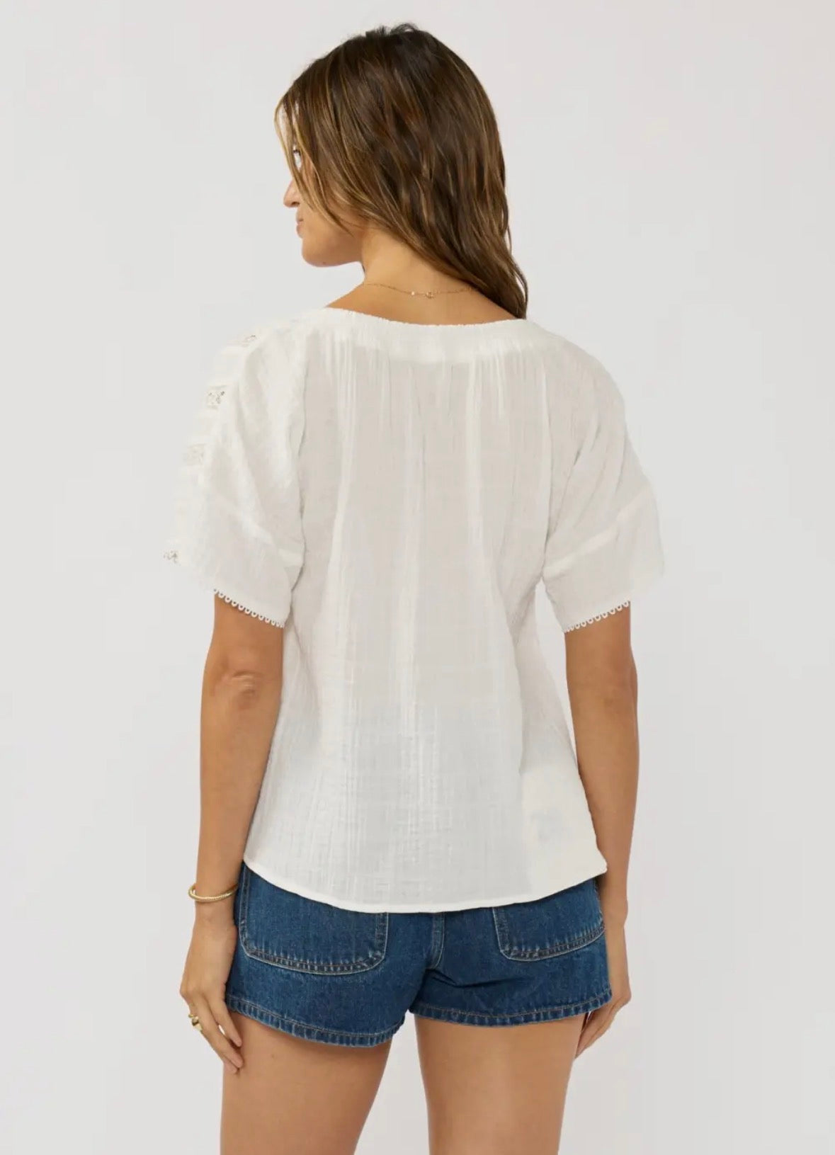 Gauze Top W/ Lace Trim