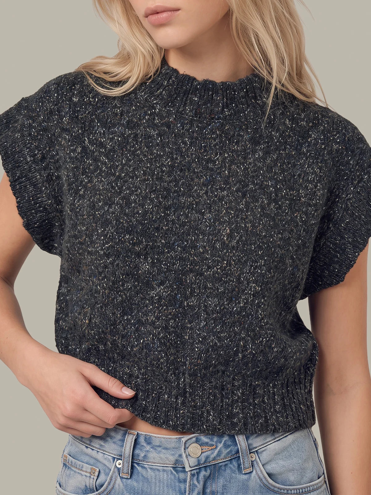 525 Short Sleeve Cropped Sweater Vest
