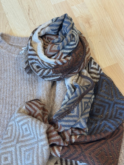 Geometric Lurex Cozy Winter Scarf