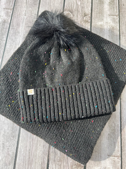 Confetti Set - Pom and Scarf