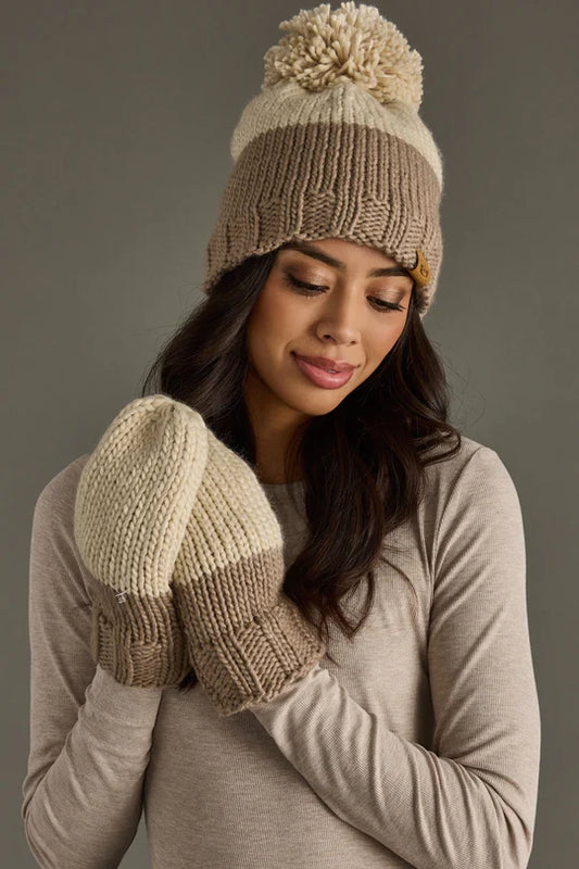 Beige and taupe color block knit mittens