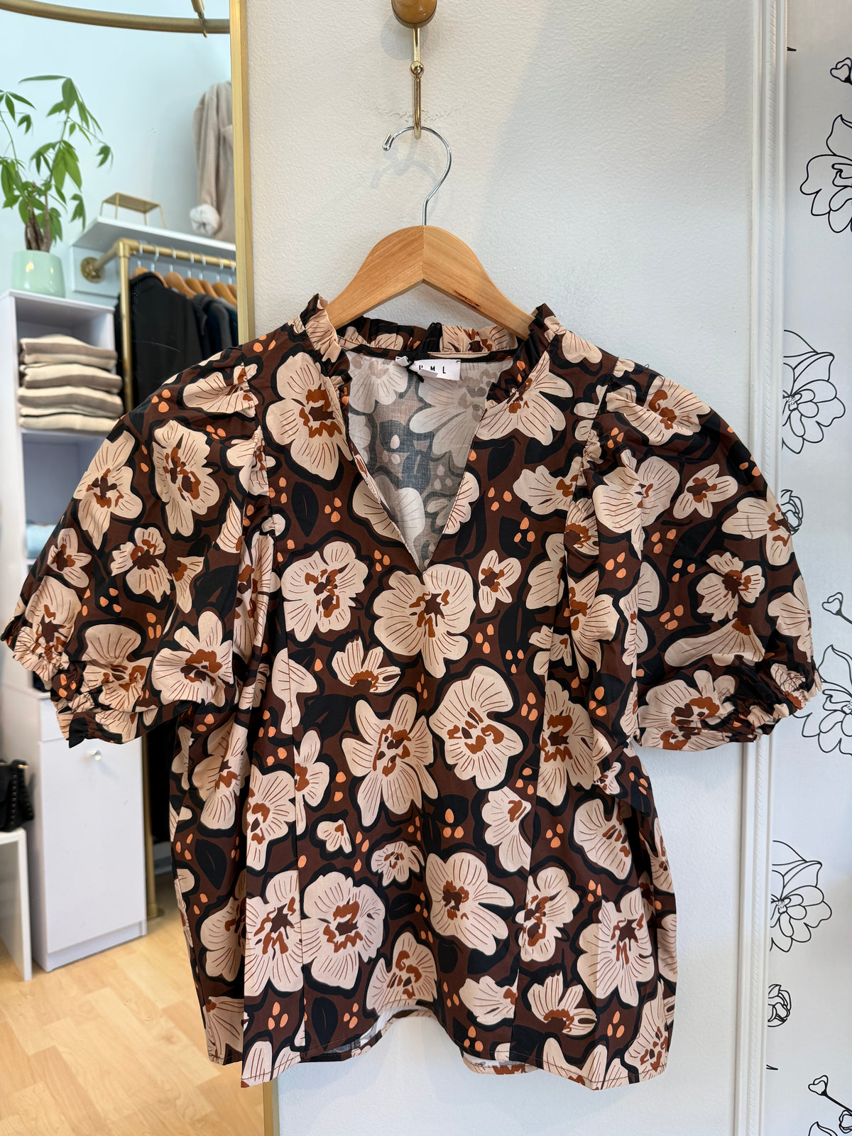 Brown Floral Short Sleeve Blouse by THML