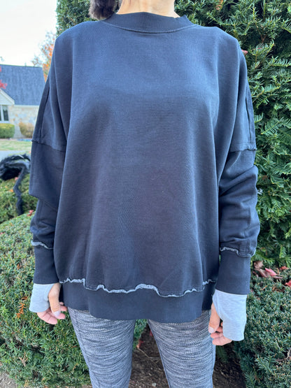 Weekender Sweatshirt