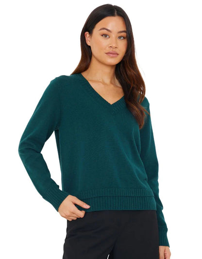 Double Welt V-Neck Sweater