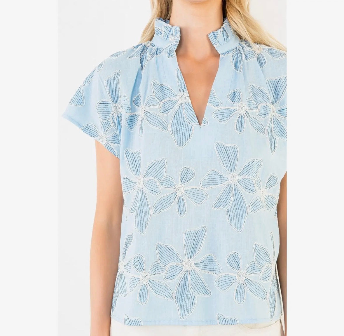 Short Sleeve Embroidered Floral Top