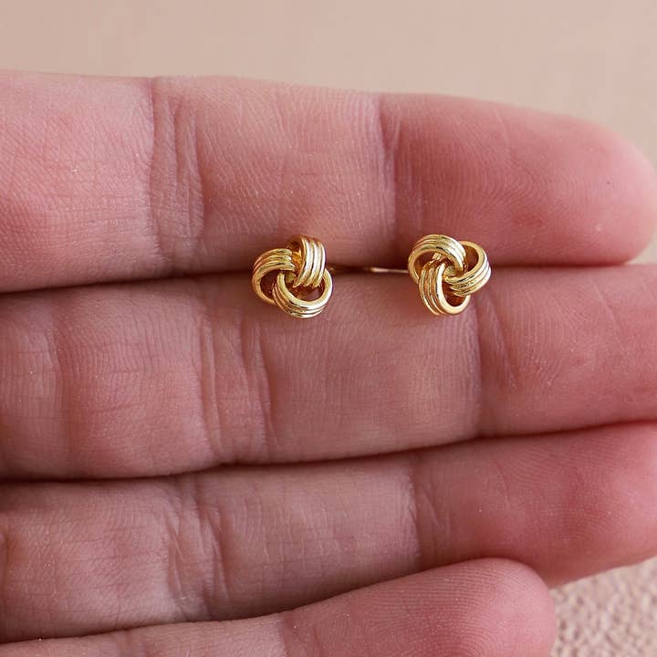 Dainty Knot Studs