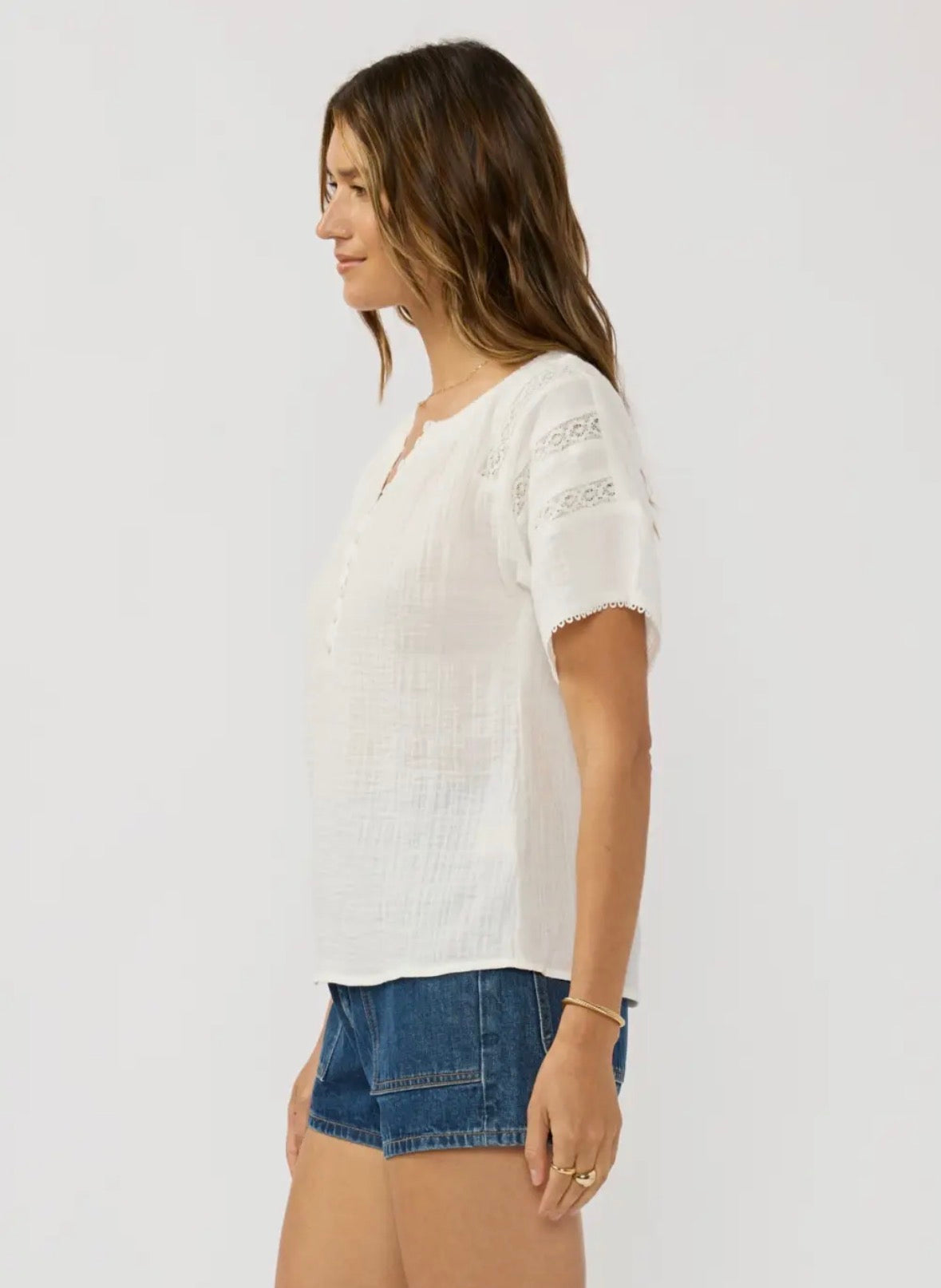 Gauze Top W/ Lace Trim