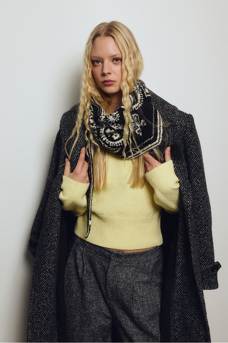 Triangular Knit Bandana Scarf
