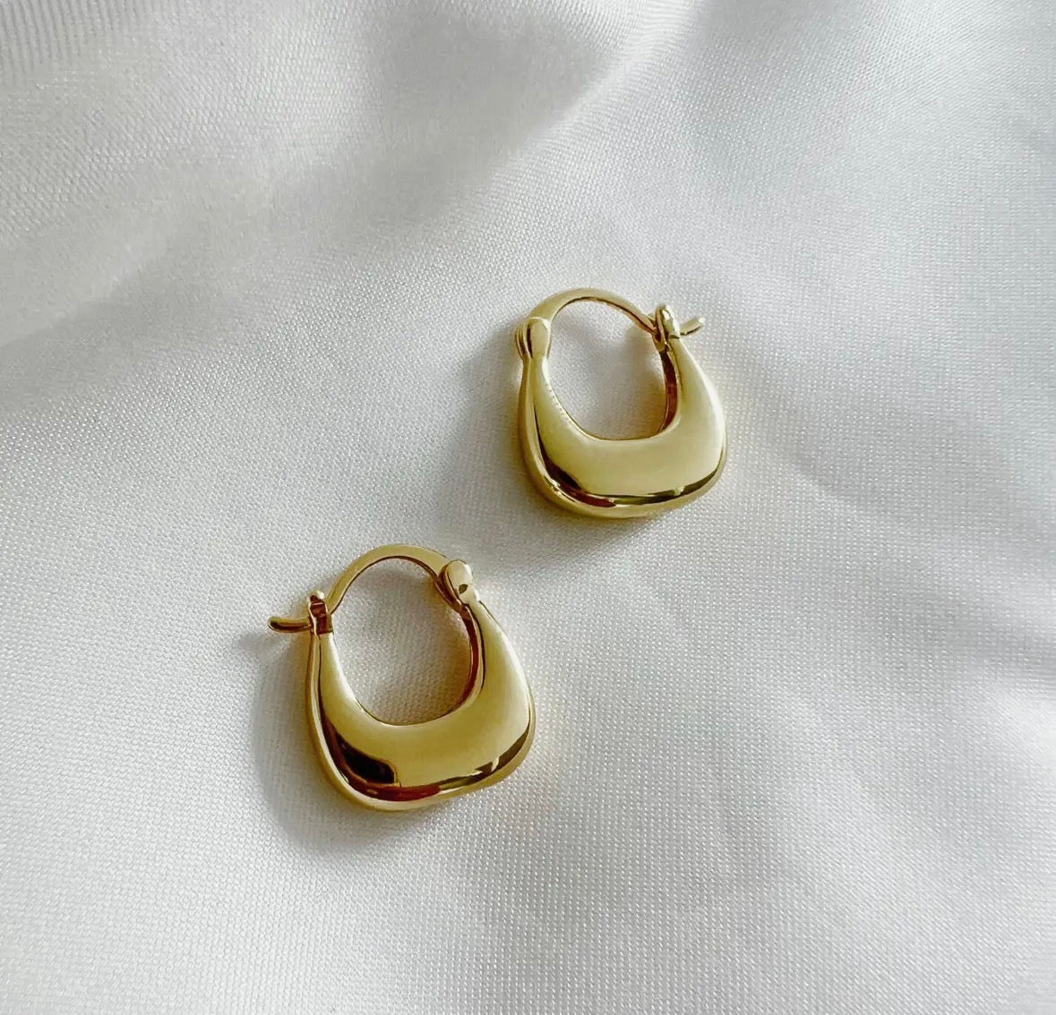 Shaina Perfect Gold Hoops