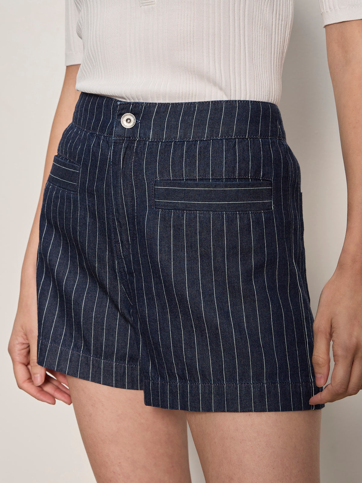 Voyage Short Luna