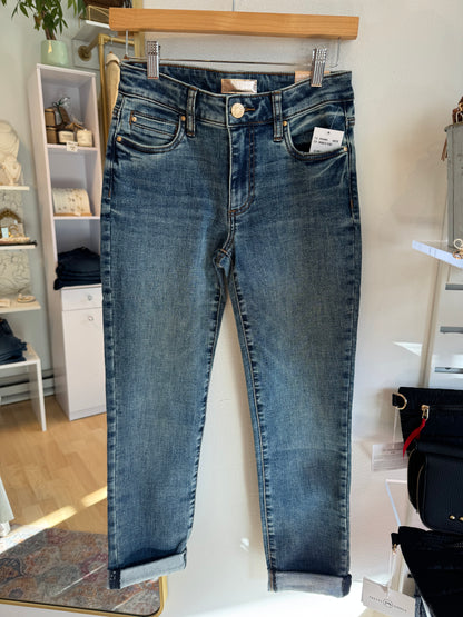 Catherine Boyfriend Enigmatic