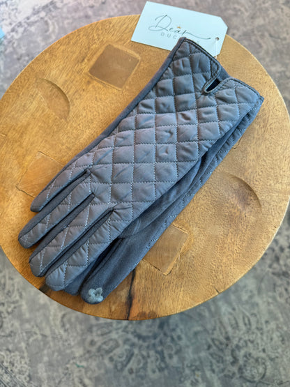 Quilted Glove with Smart Touch