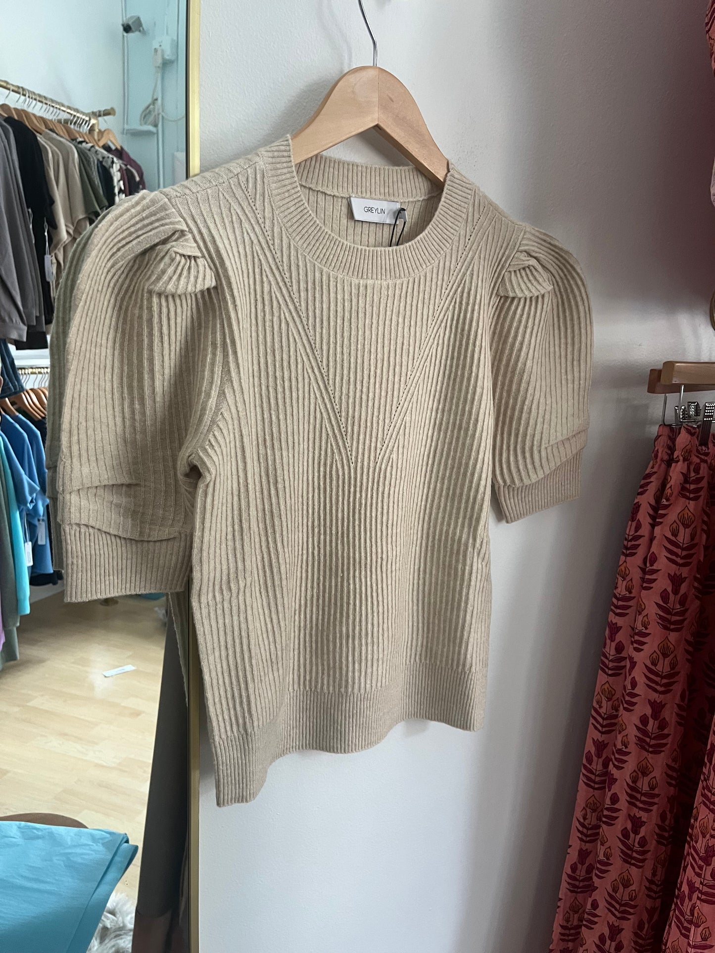 Ruiza Sweater Puff Sleeve Top