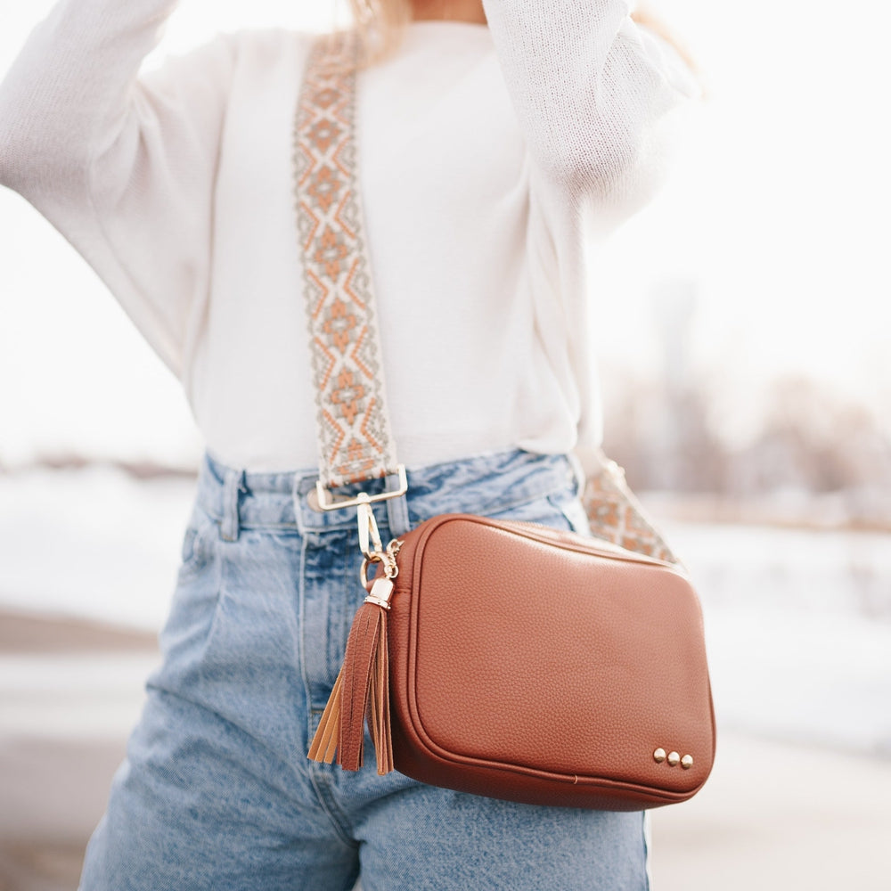 Pretty Simple Willow Camera Crossbody Bag