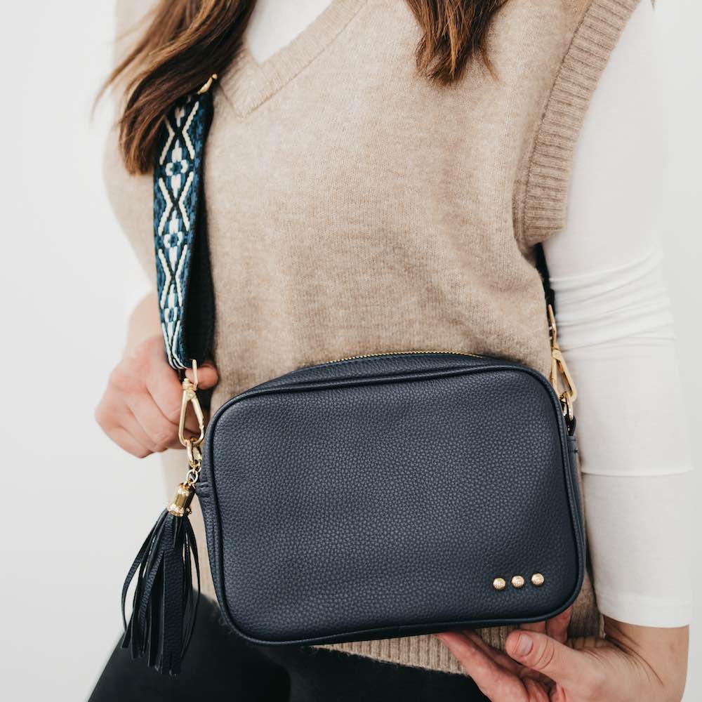 Pretty Simple Willow Camera Crossbody Bag